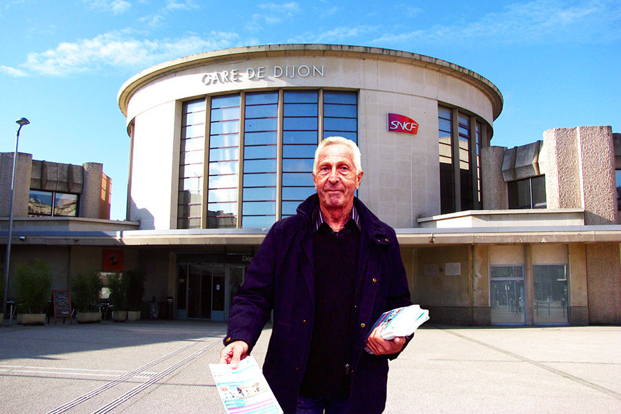 Distribution de prospectus en gare à Dijon | Dijon Boitage