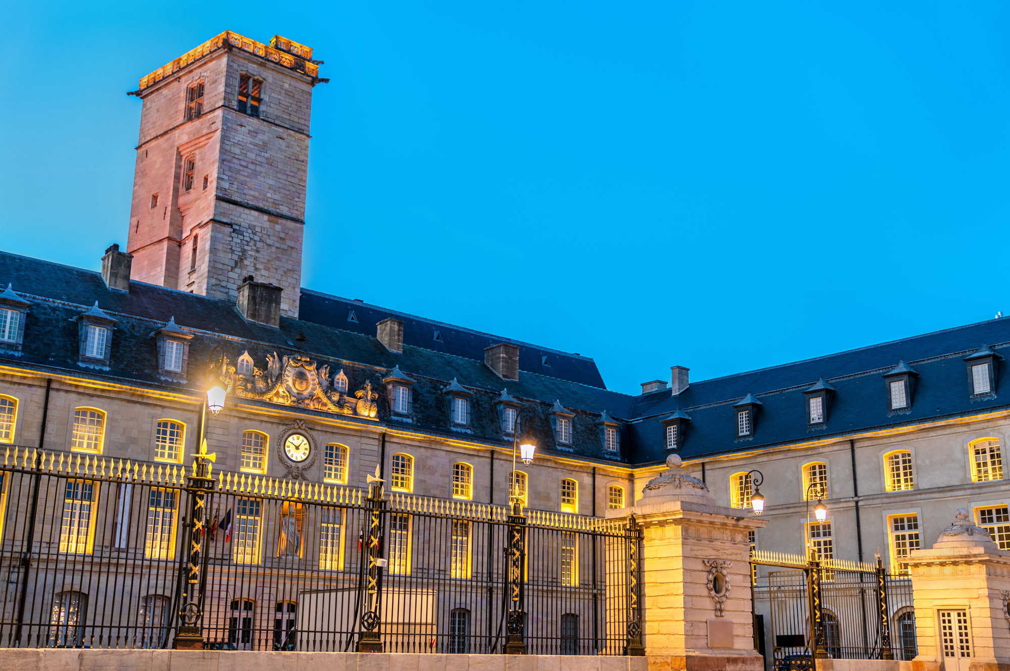 DISTRIBUTION DE JOURNAUX  | Dijon Boitage